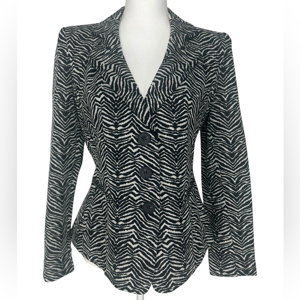 ARMANI COLLEZIONI / Black & White Zebra Strip Sweater Blazer / Size - Picture 2 of 16